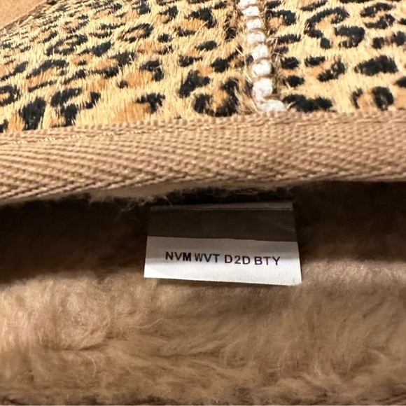 UGG Women's Classic Mini Speckles Genuine Calf Hair Animal Leopard Cheetah 6 - Picture 8 of 10
